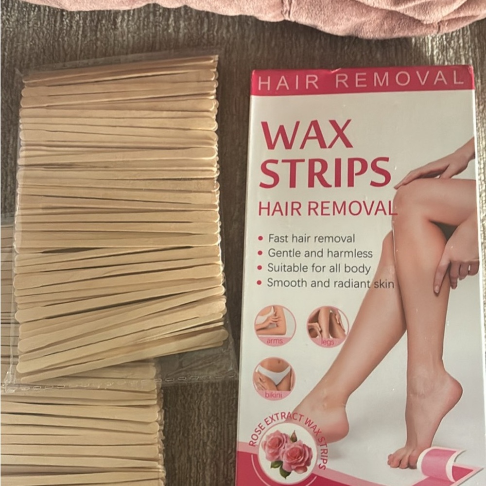 Tiara Beauty Waxing Strips Kit with Wooden Applicators - White & Tan